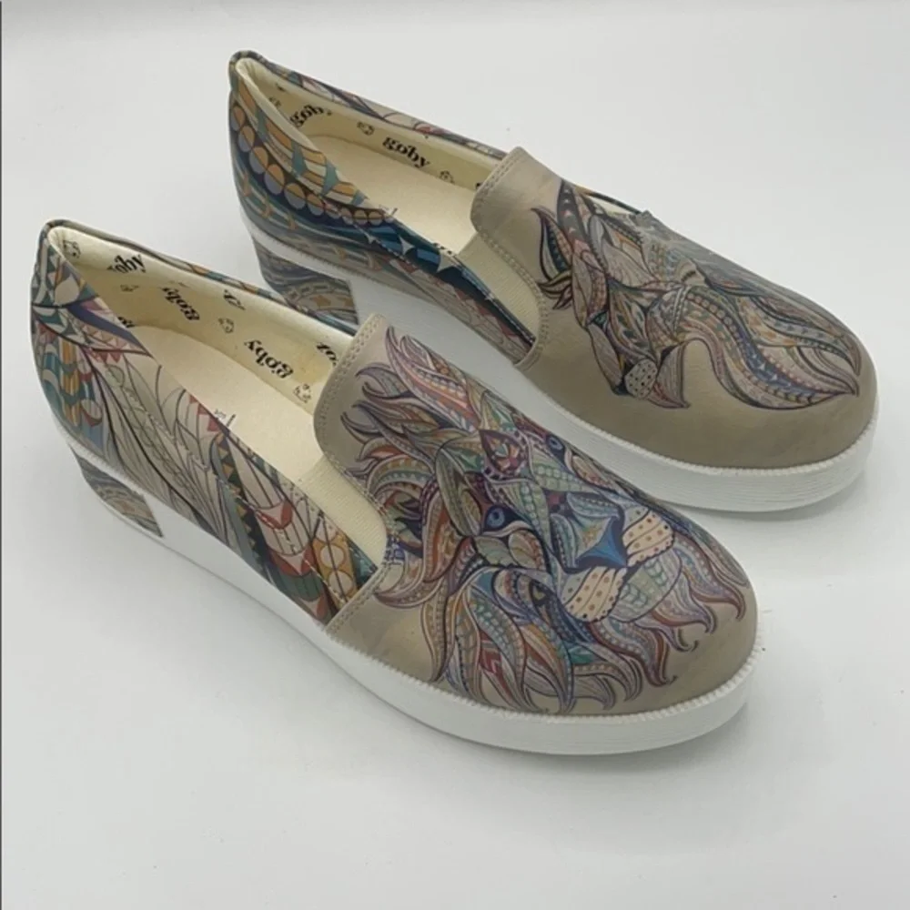 GOBY Blue Feather Lion Slip-On Sneakers